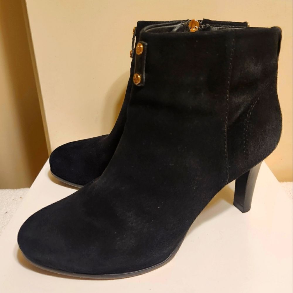 Tory Burch Luxe Black Suede Gold Zip Stiletto Ankle Boots Size 8 Retail $450